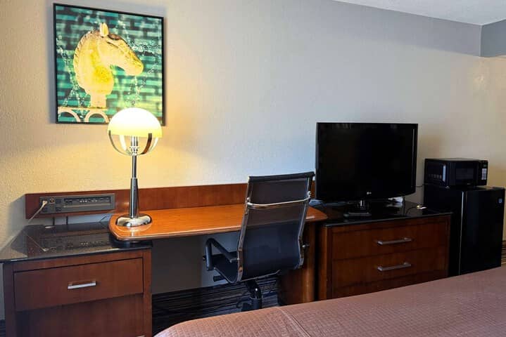 Room 30 of 44
