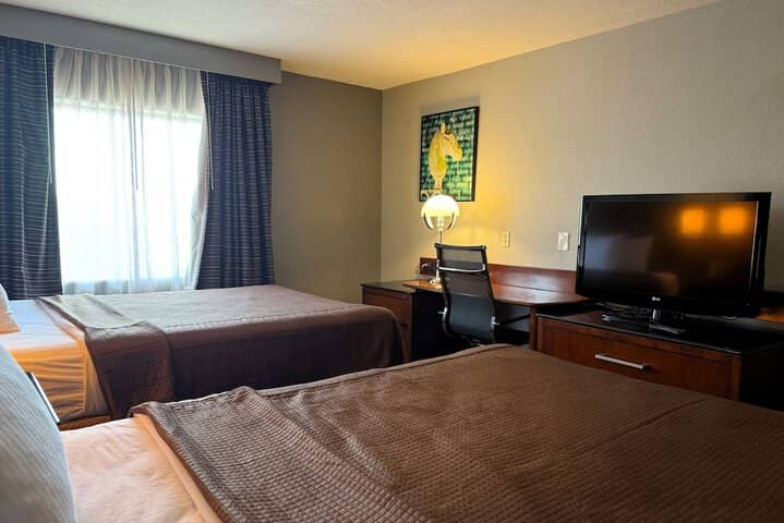 Room 32 of 44